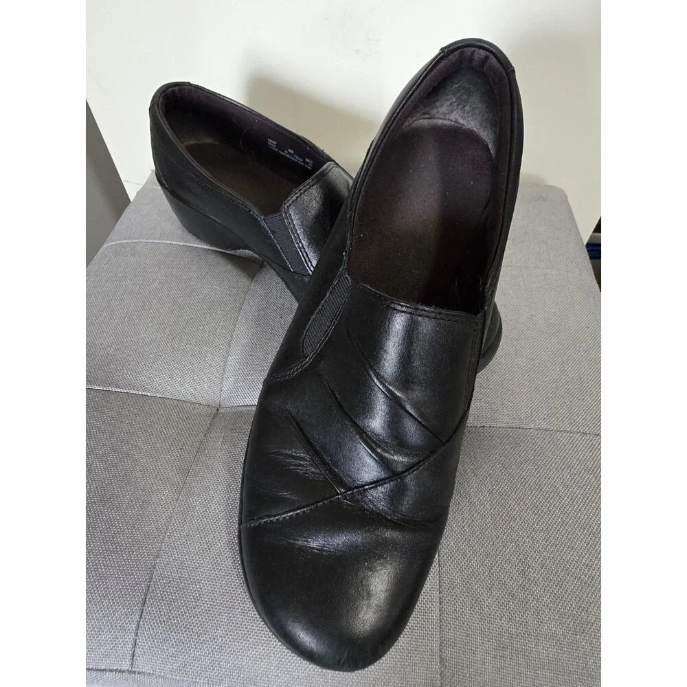 Nice Clarks May Marigold Loafers  Women's 9 M Shoes Black Leather Slip on Shoes